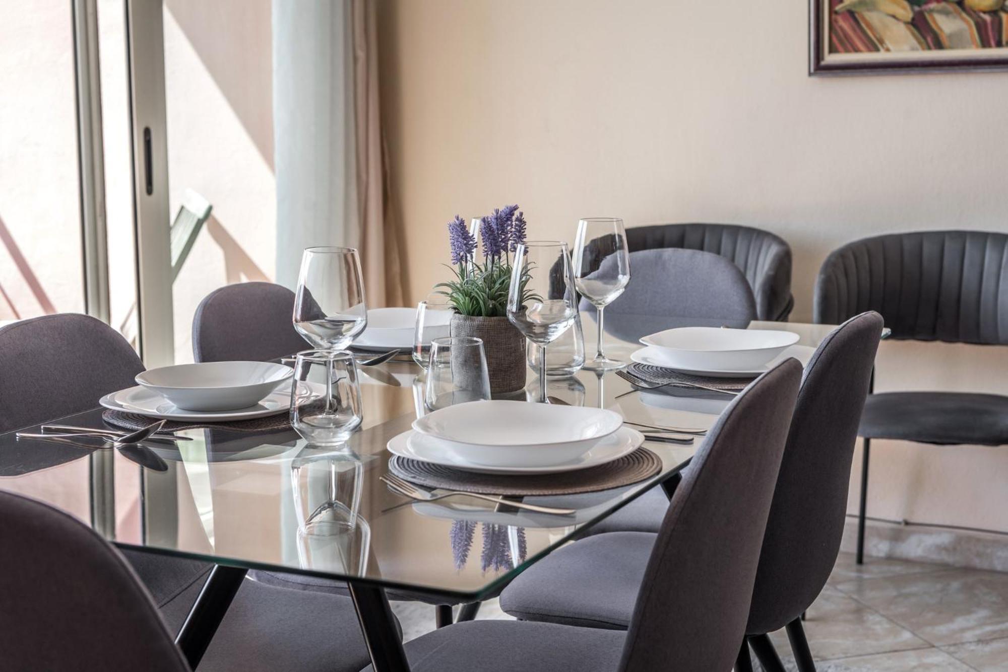 Three Bedroom Romantic Promenade Durrës