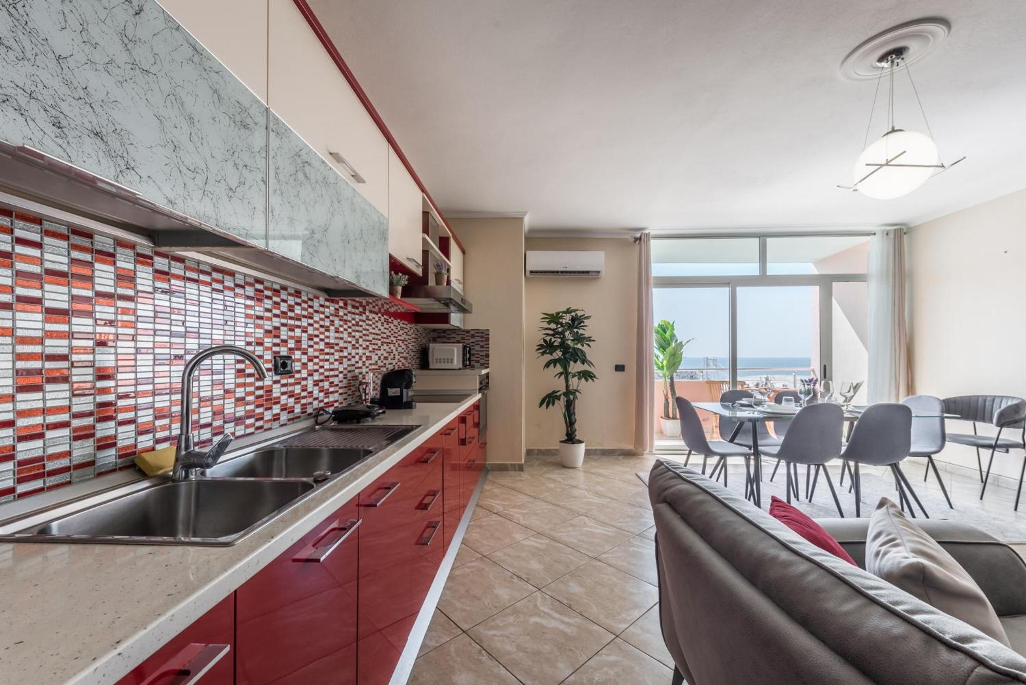 Three Bedroom Romantic Promenade Apartamento