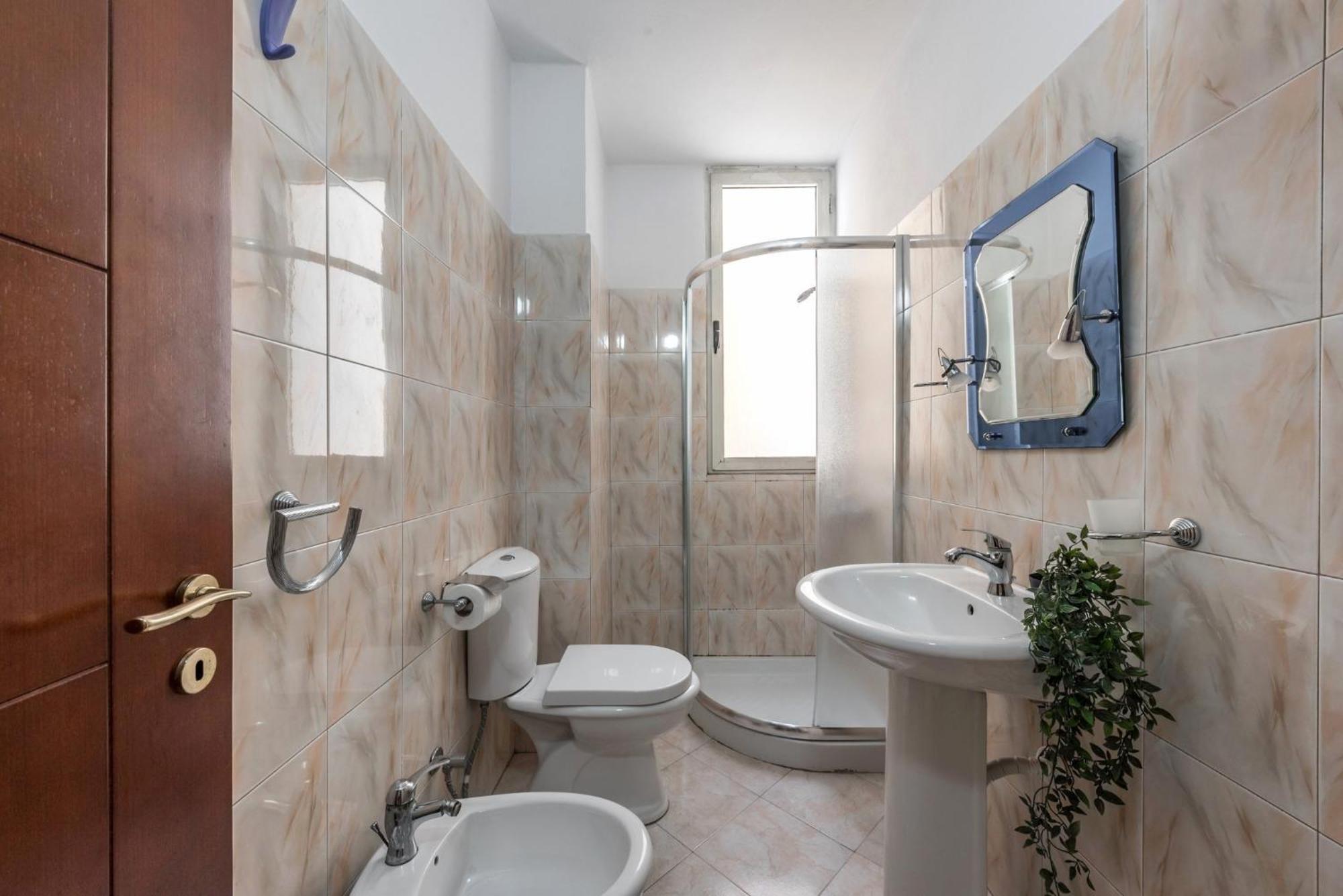 Three Bedroom Romantic Promenade Durrës